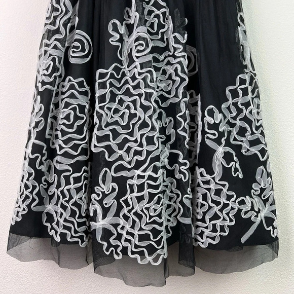 Adrianna Papell Boutique Midi Cocktail Dress (6) Black with White Floral Ruffles - Picture 6 of 9